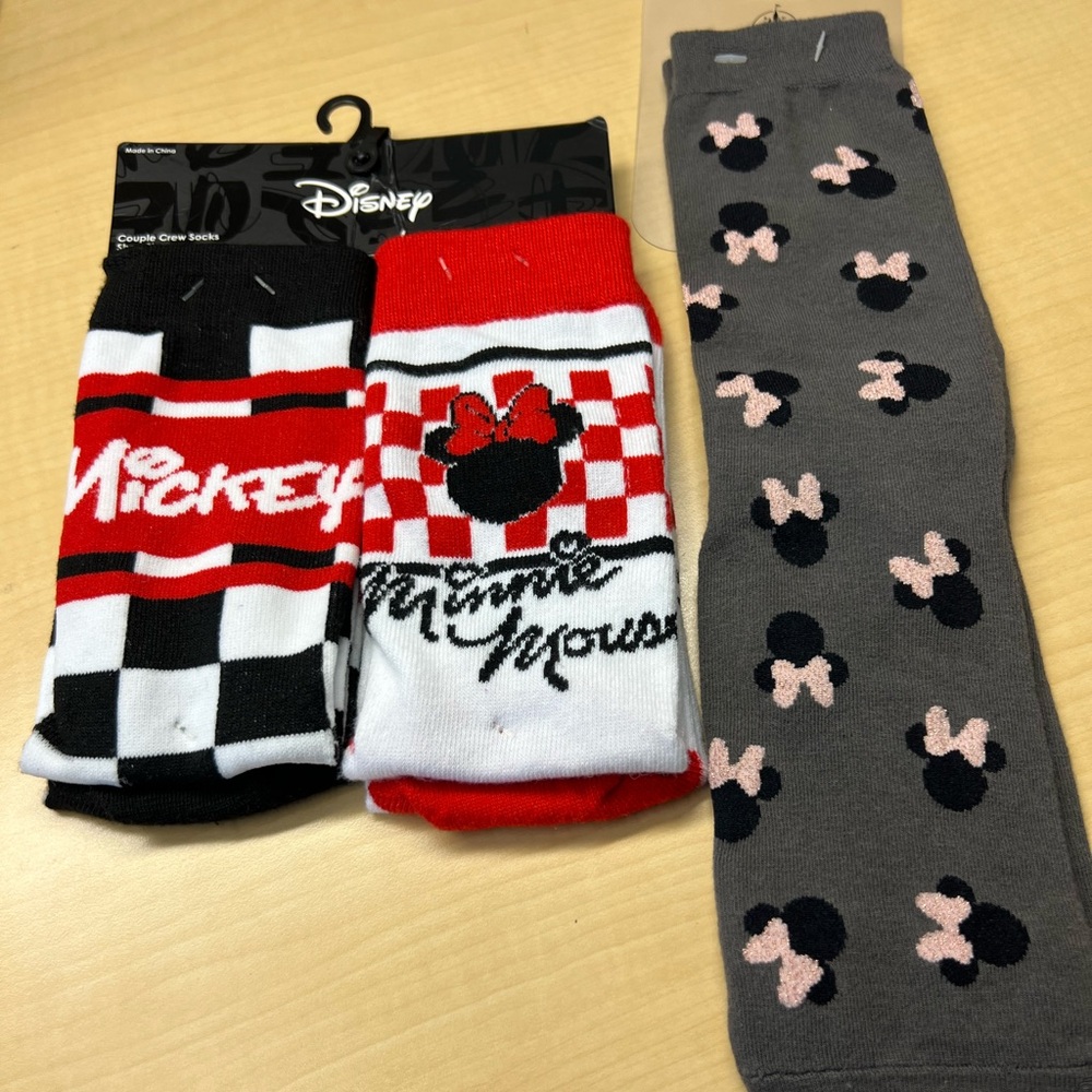 LOT OF DISNEY SOCKS 🧦 (3) Mickey & Minnie